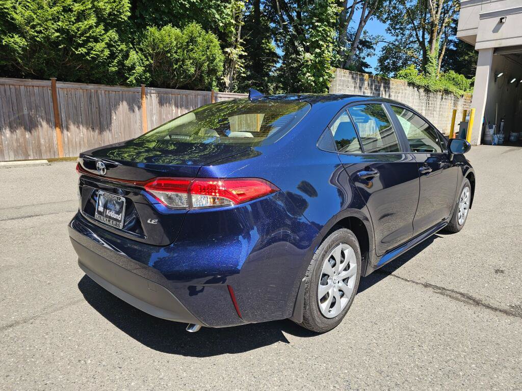 Used 2026 Toyota Corolla LE FWD image 7