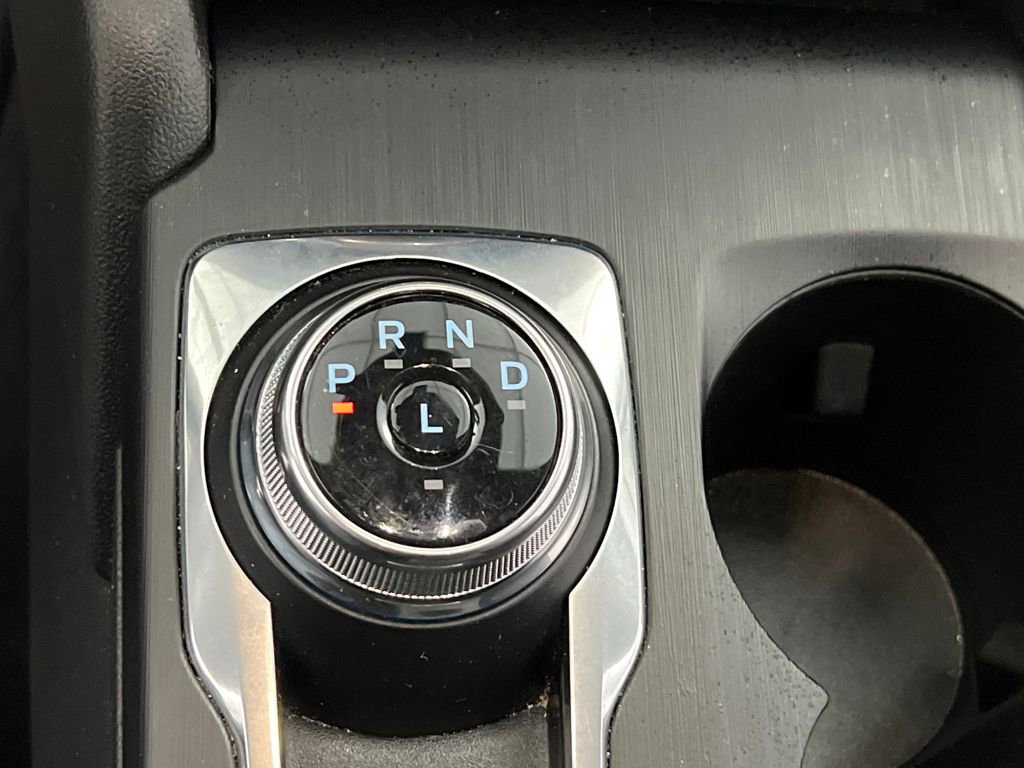 Used 2025 Ford Escape ST-Line image 44