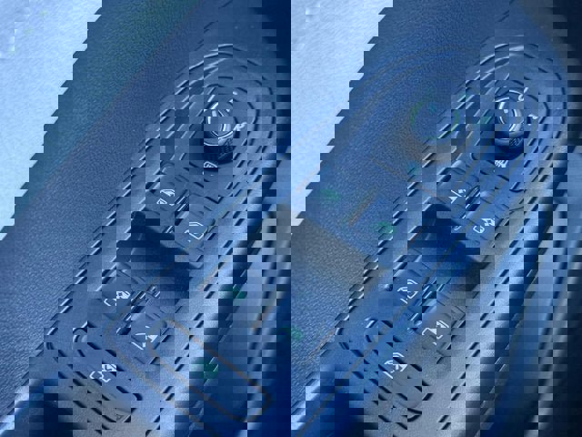 New 2026 Volkswagen Taos SEL AWD/4WD image 15