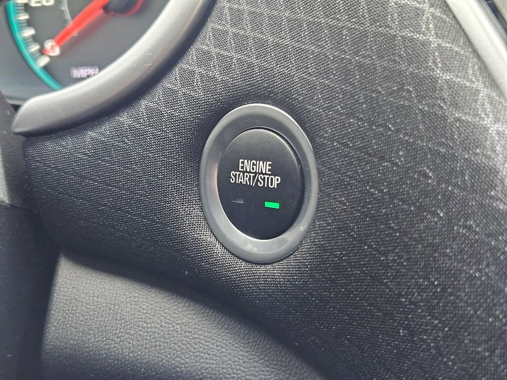 Certified 2025 Chevrolet Malibu LS image 17