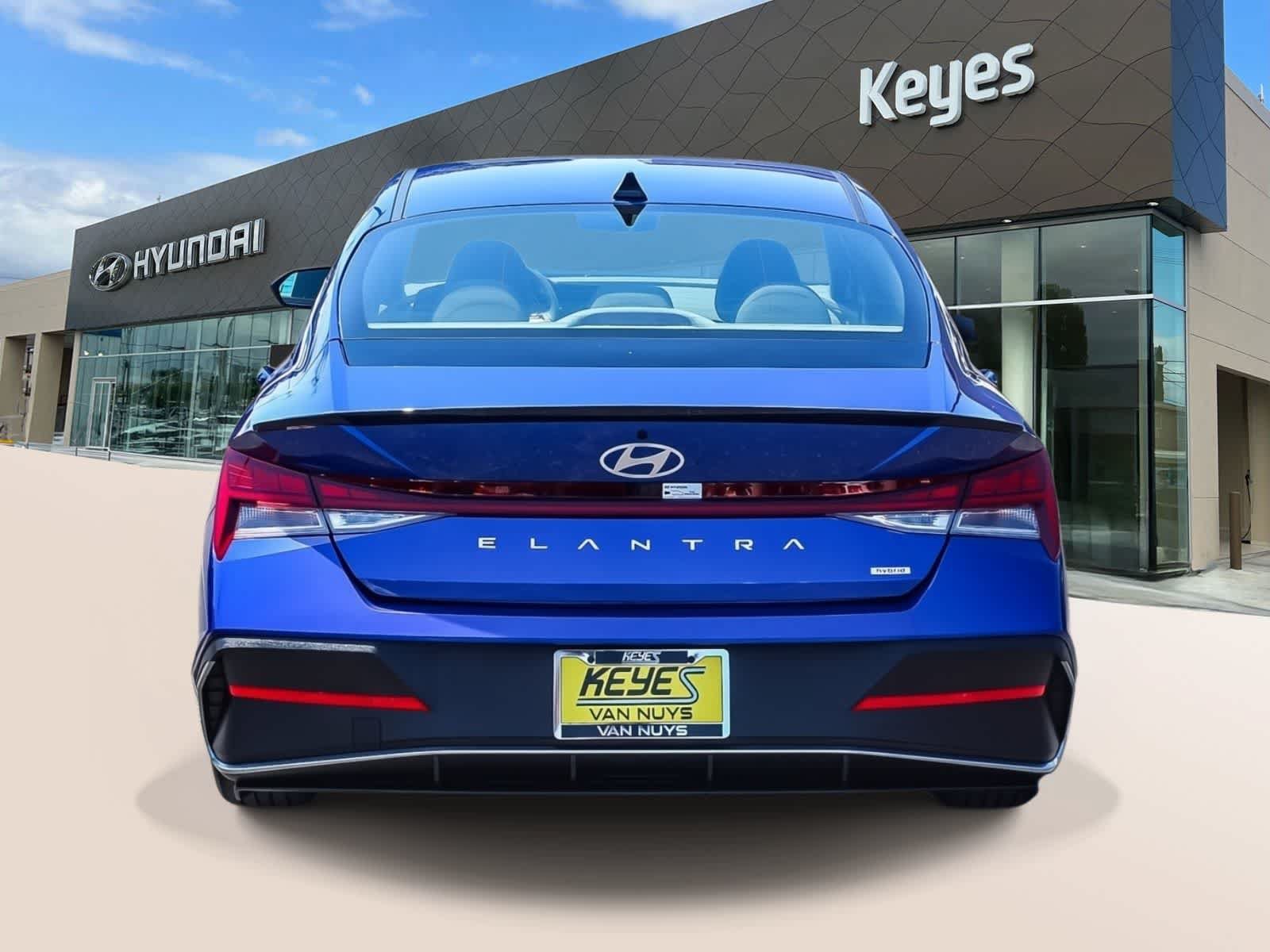 Certified 2025 Hyundai Elantra SEL FWD image 6