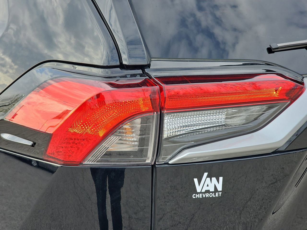 Used 2023 Toyota RAV4 Limited w/ Limited Grade Weather Package image 40