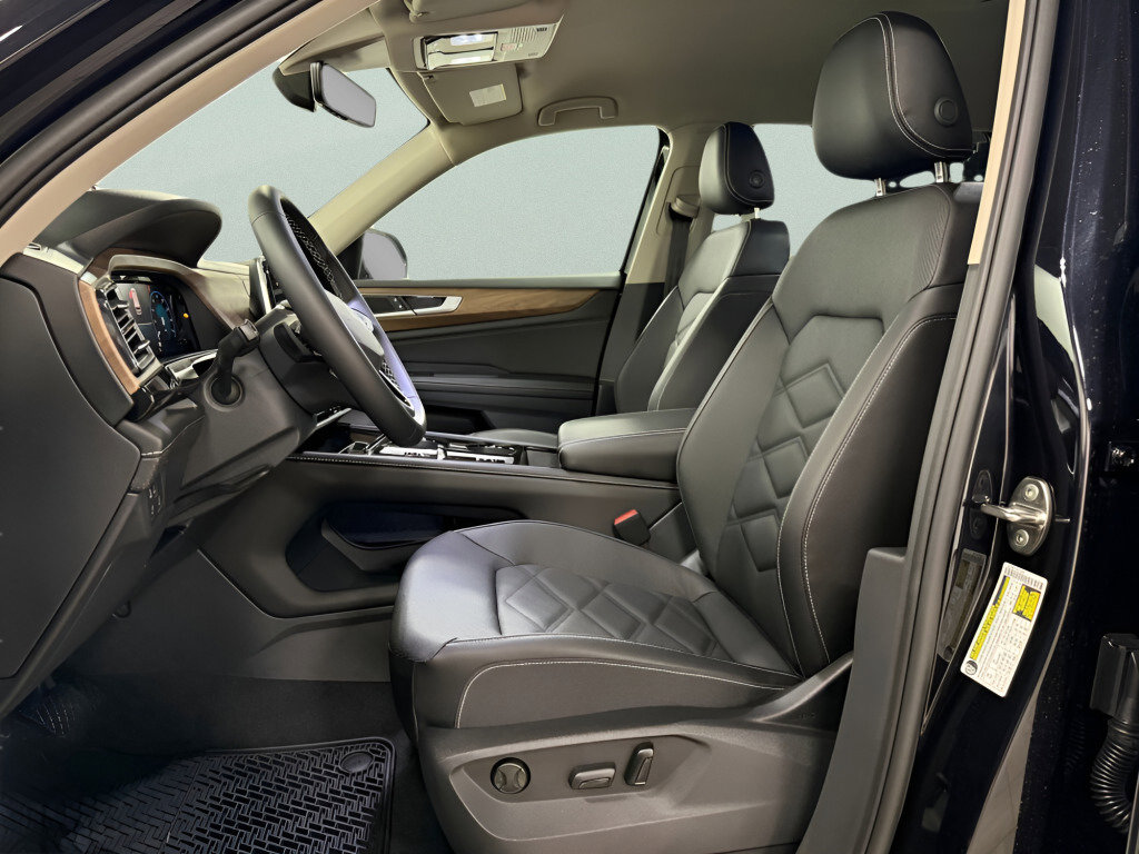 New 2026 Volkswagen Atlas SE image 17