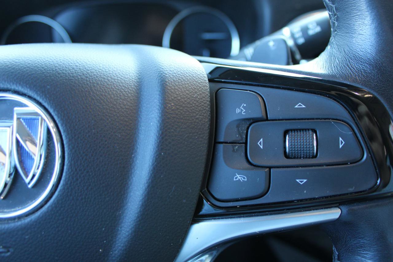 Used 2022 Buick Enclave Premium w/ Experience Buick Package FWD image 19
