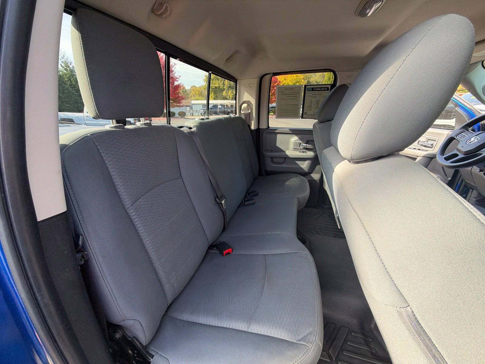 Used 2016 RAM 1500 Classic SLT AWD/4WD image 25