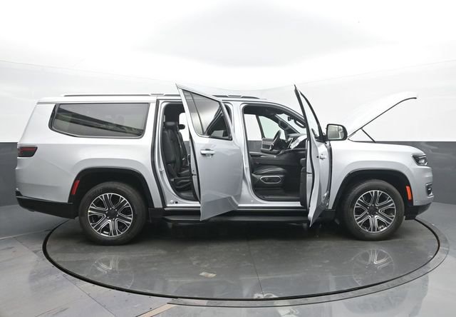 Used 2024 Jeep Wagoneer L Series II w/ Flexible Seating Group image 59