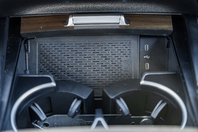 Certified 2025 Mercedes-Benz GLS 450 4MATIC image 26