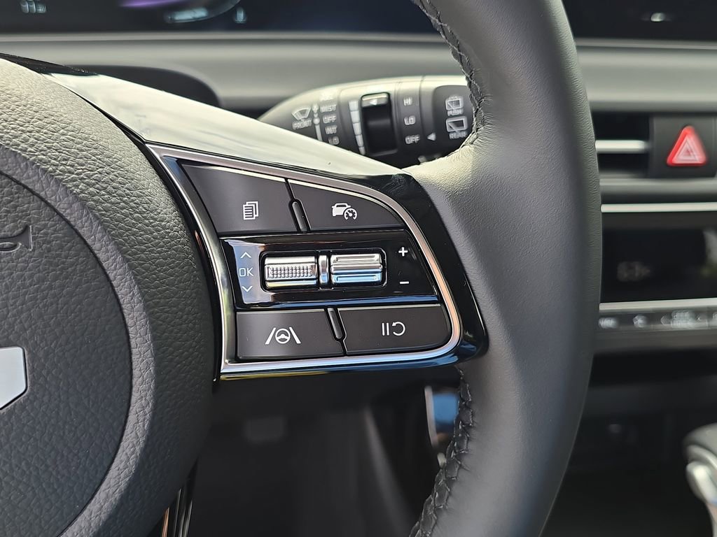 New 2026 Kia Seltos S FWD image 30