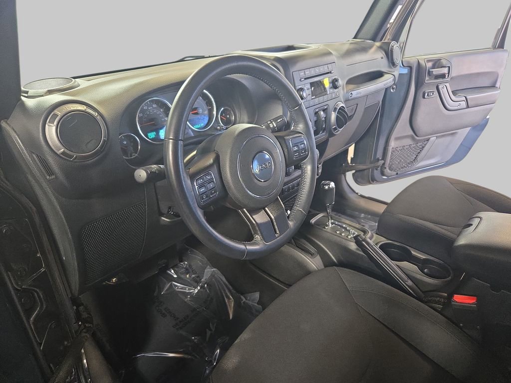 Used 2018 Jeep Wrangler Unlimited Sport S AWD/4WD image 19