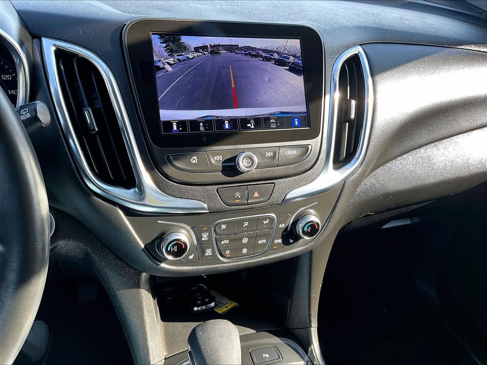 Used 2023 Chevrolet Equinox LT AWD/4WD image 26