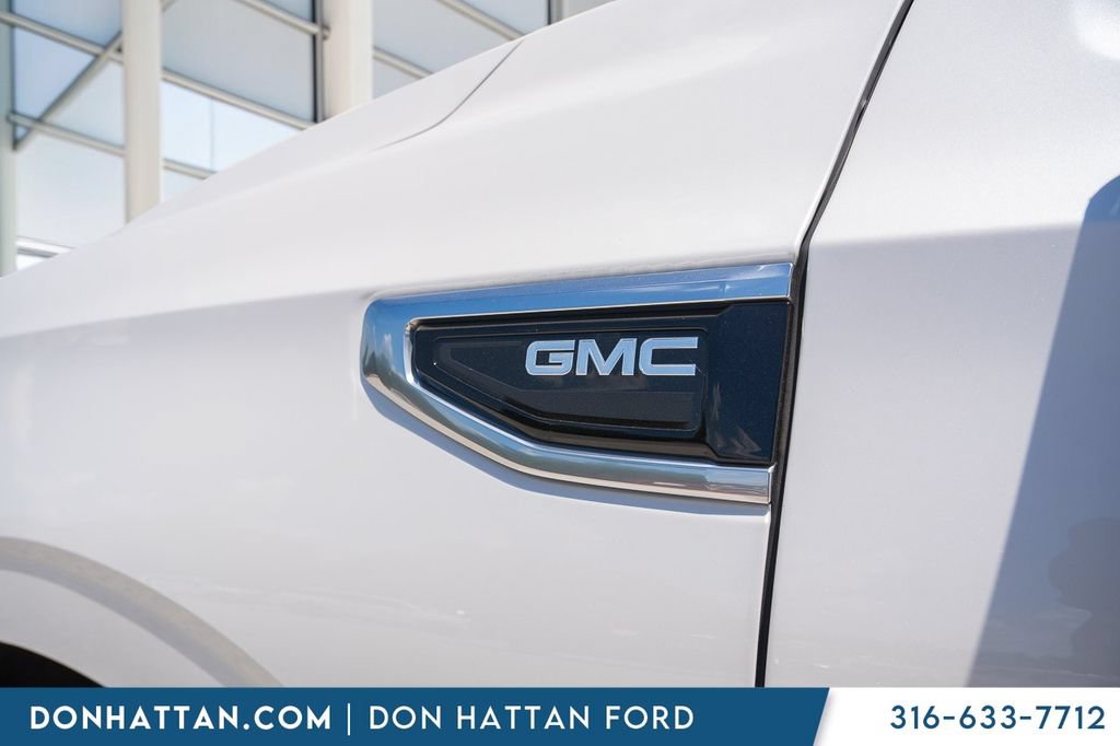 Used 2021 GMC Yukon Denali w/ Denali Premium Package AWD/4WD image 37