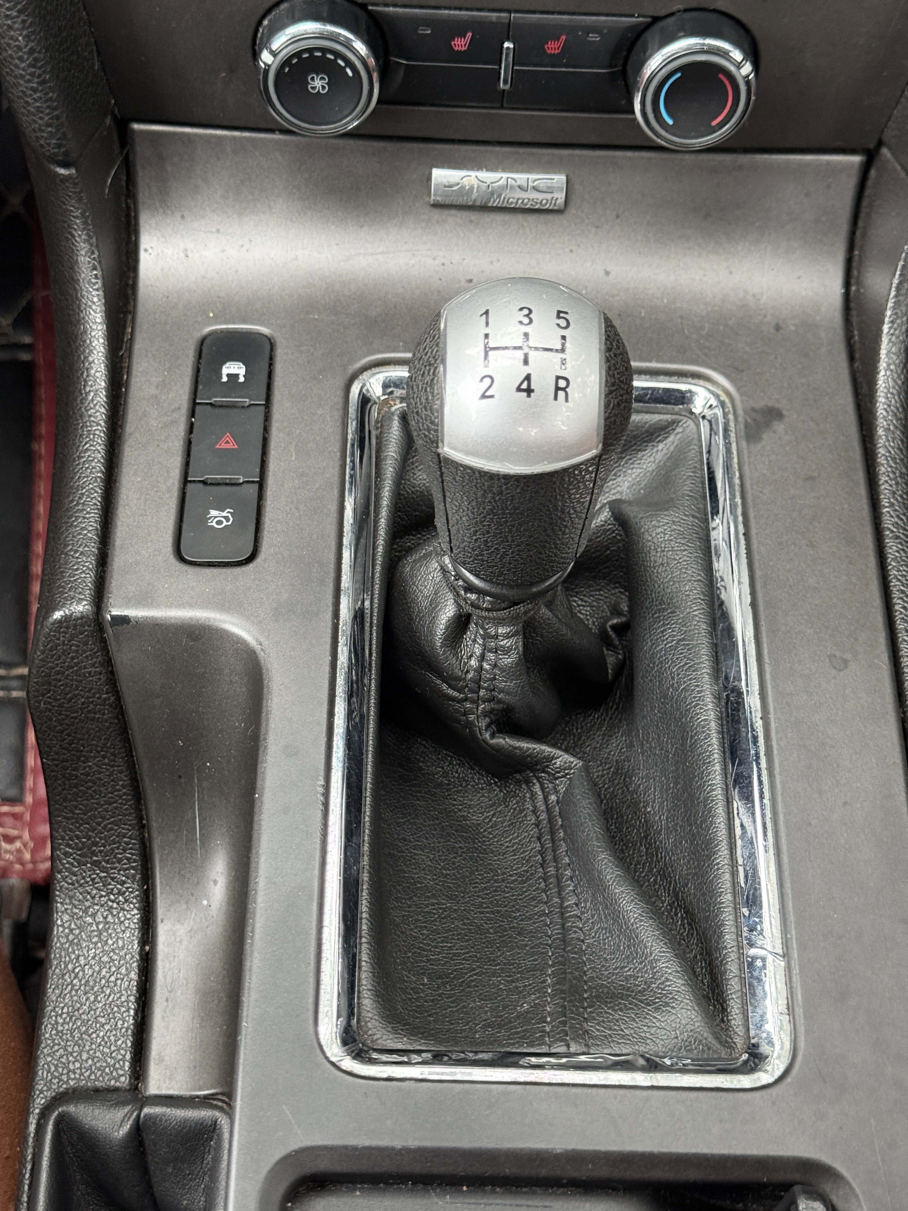 Used 2010 Ford Mustang GT image 18