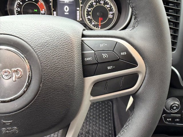 Used 2022 Jeep Cherokee Latitude image 18