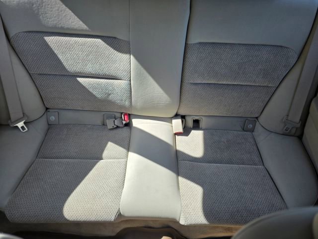 Used 2006 Subaru Outback 2.5i image 28
