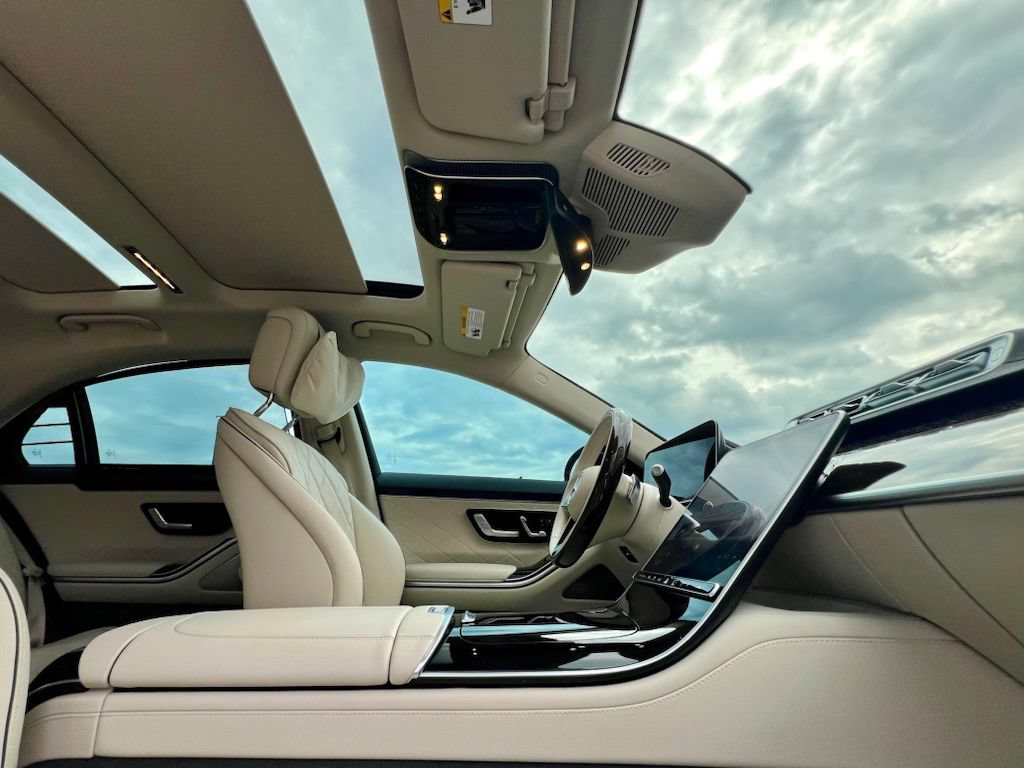 Certified 2024 Mercedes-Benz S 580e 4MATIC Sedan image 19