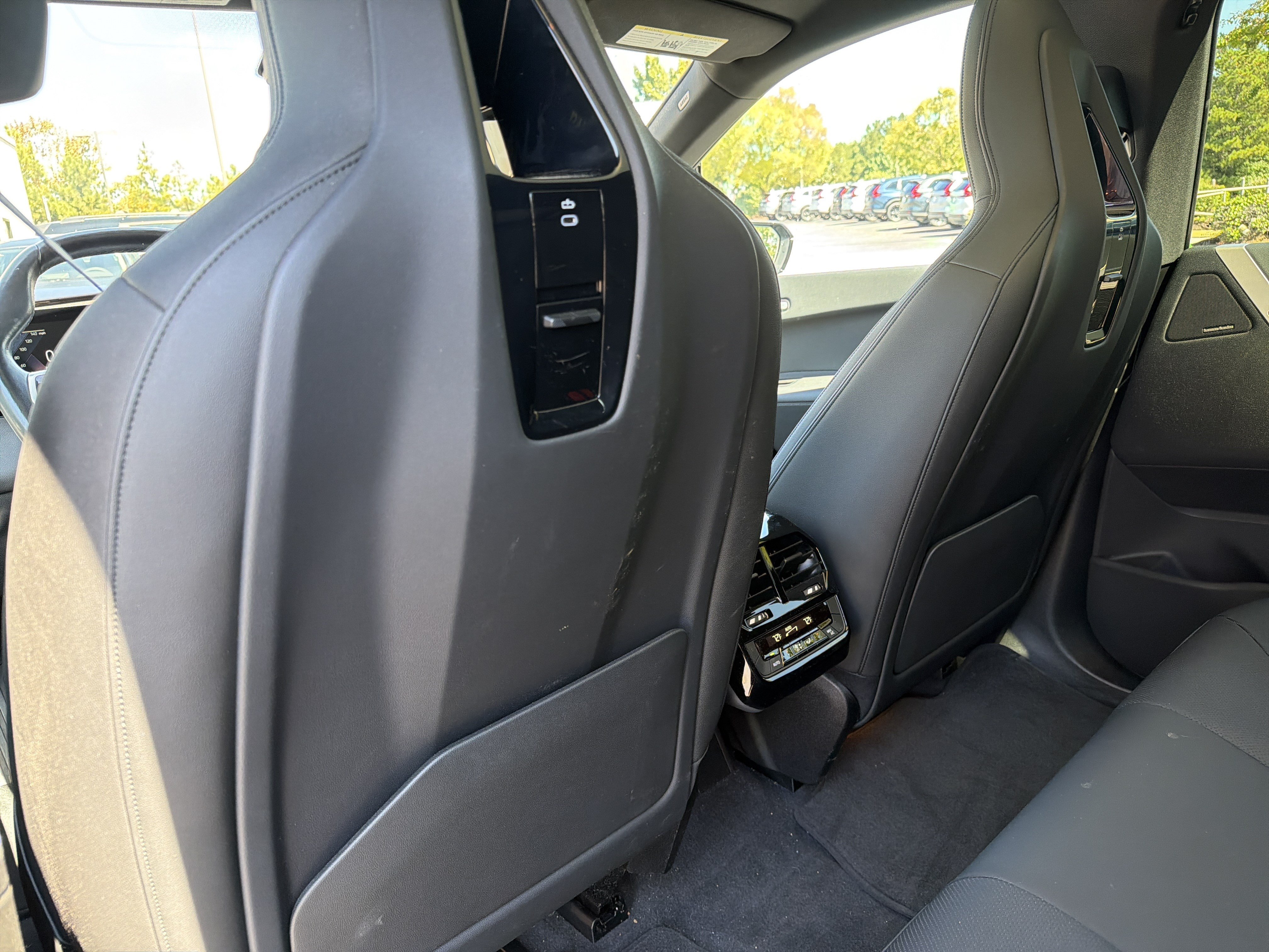 Certified 2024 BMW iX xDrive50 w/ Premium Package AWD/4WD image 19