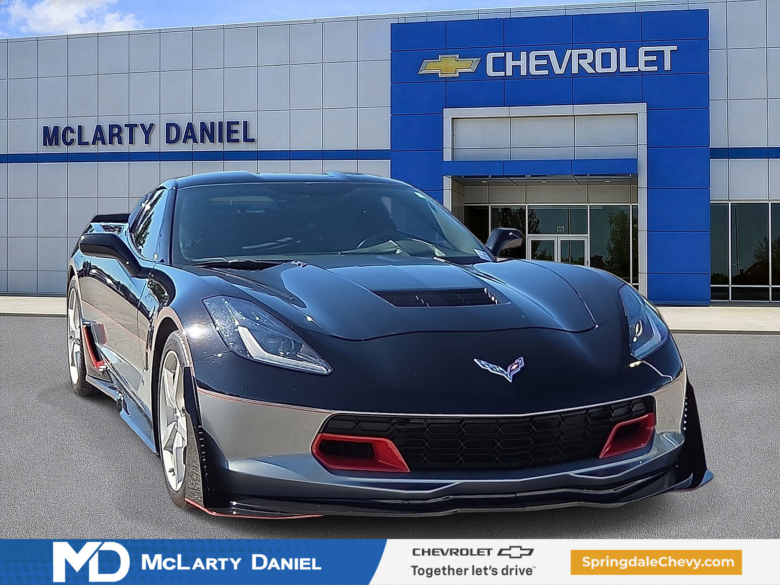 Used 2015 Chevrolet Corvette Stingray Coupe RWD image 1