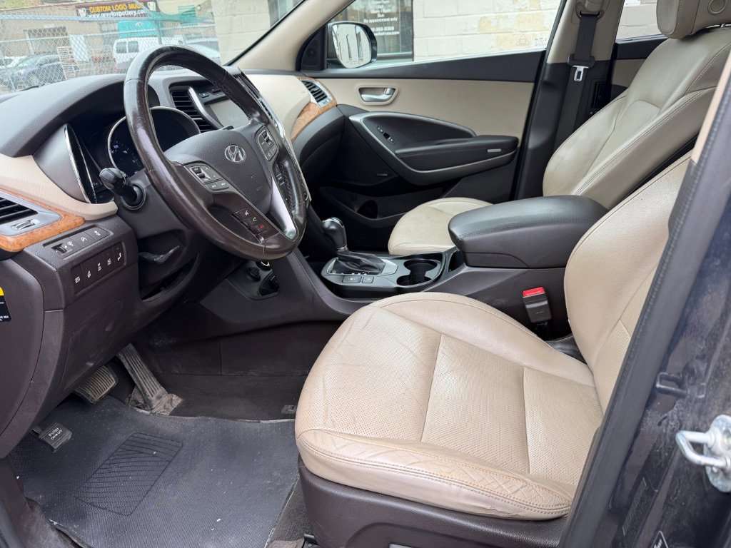 Used 2015 Hyundai Santa Fe GLS w/ Option Group 03 AWD/4WD image 7