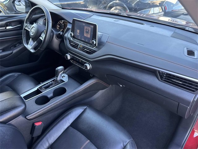 Used 2021 Nissan Altima 2.5 SR w/ SR Premium Package image 36