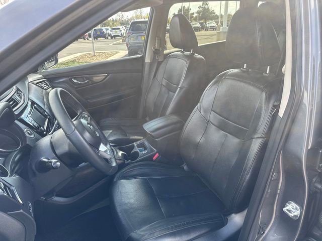 Used 2019 Nissan Rogue SL w/ Premium Package image 13