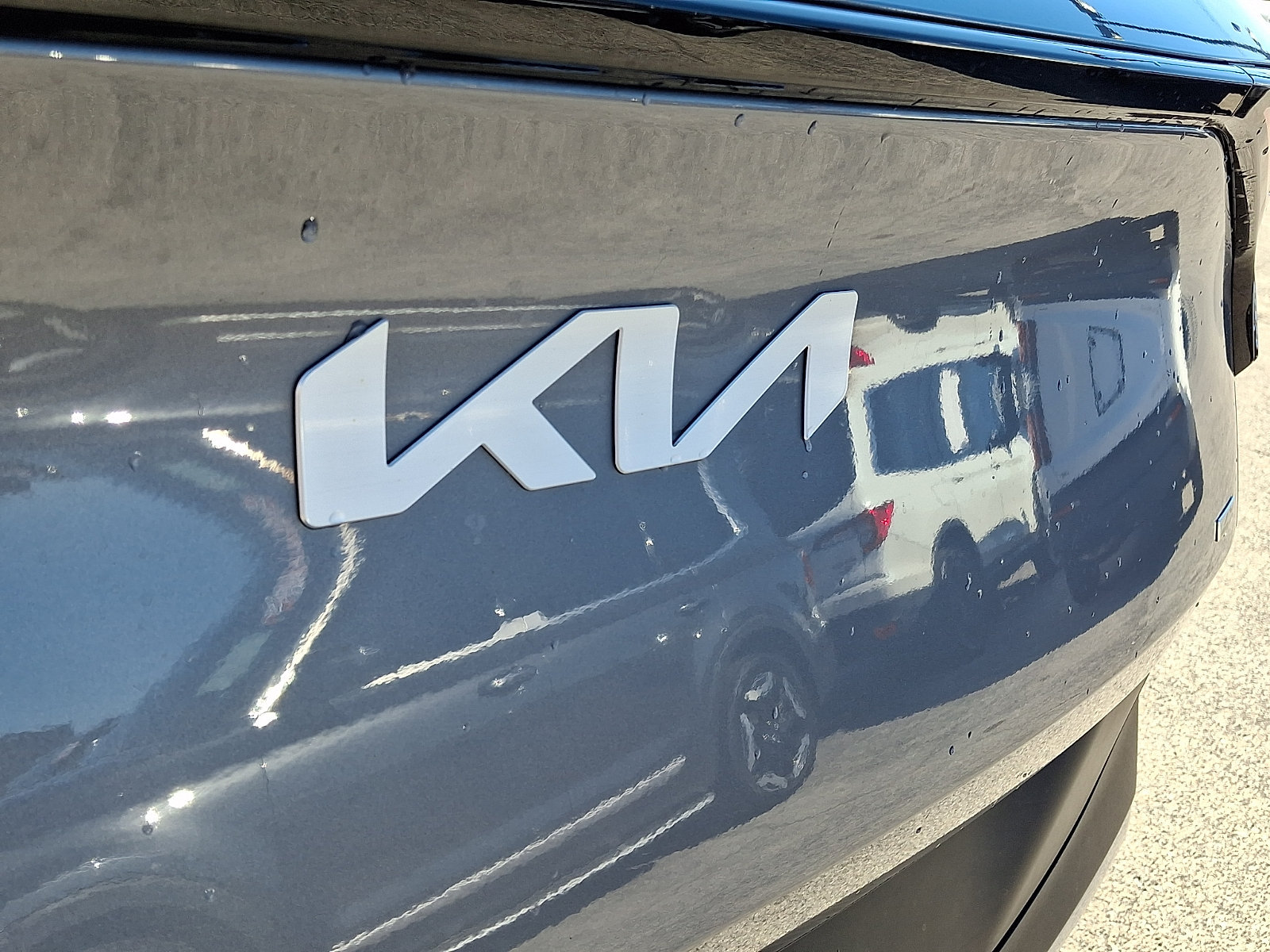 Certified 2024 Kia Sportage EX AWD/4WD image 31