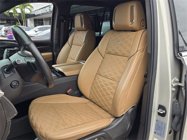 Used 2021 Cadillac Escalade Premium Luxury w/ Driver Assist Tech Package image 12