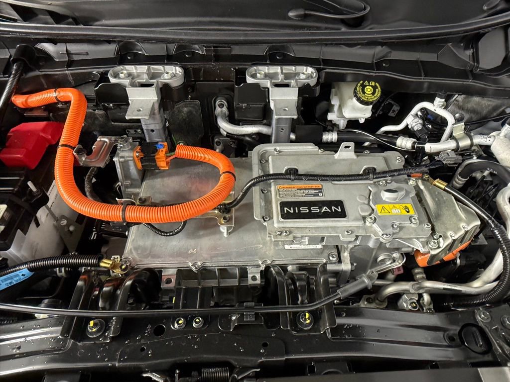 Used 2024 Nissan Ariya AWD image 34