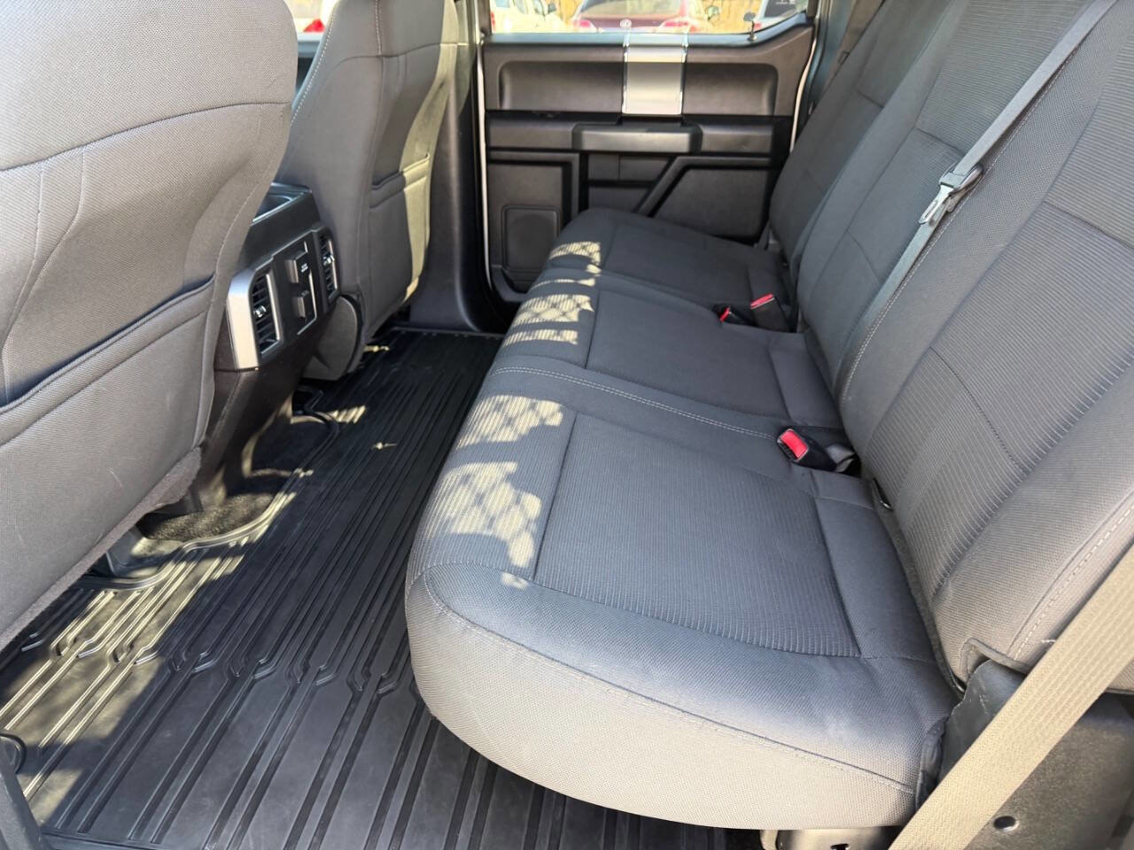 Used 2016 Ford F150 XLT w/ Equipment Group 302A Luxury image 17