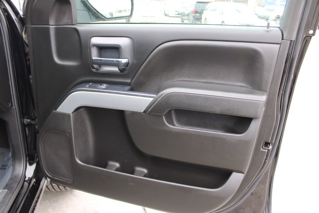 Used 2018 Chevrolet Silverado 1500 LT w/ All Star Edition image 20