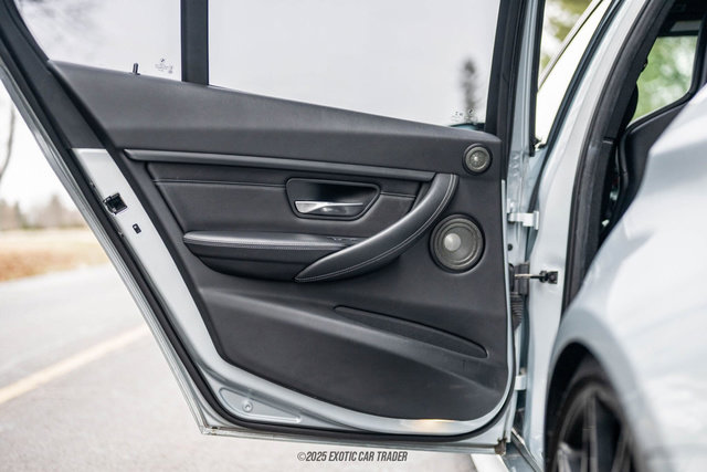 Used 2018 BMW M3 RWD image 51