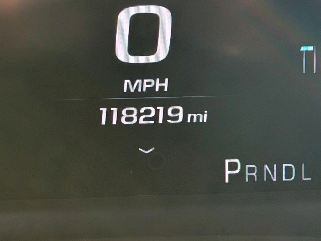 Used 2019 GMC Yukon Denali w/ Denali Ultimate Package image 8