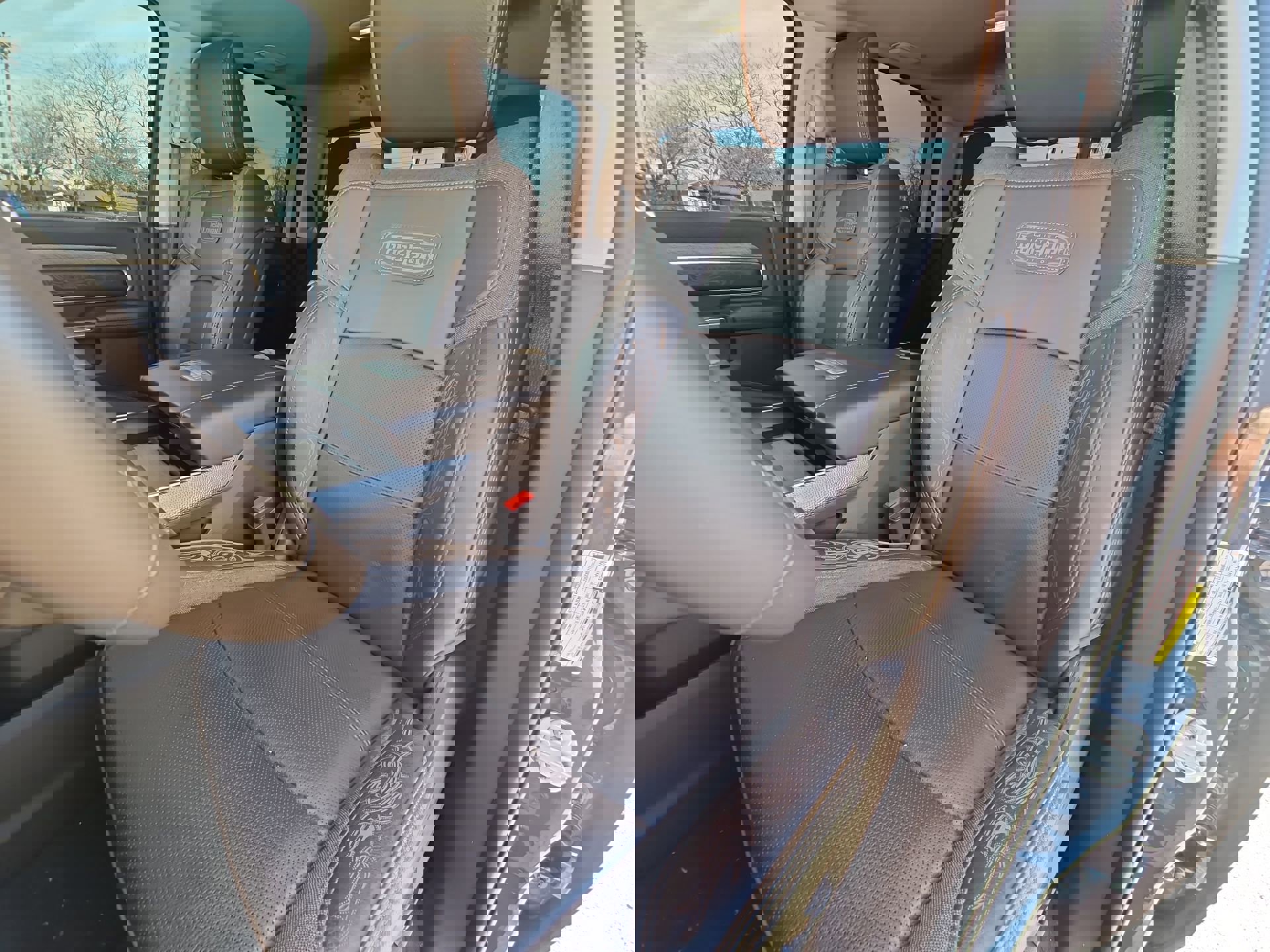 Used 2025 RAM 3500 Longhorn image 11