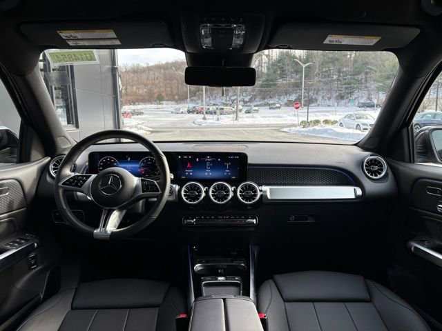 Used 2025 Mercedes-Benz GLB 250 4MATIC image 25