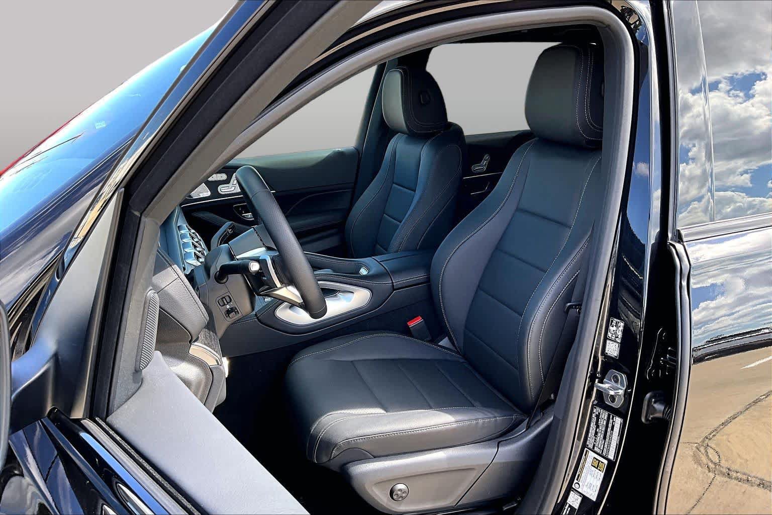 Used 2026 Mercedes-Benz GLS 450 4MATIC image 8