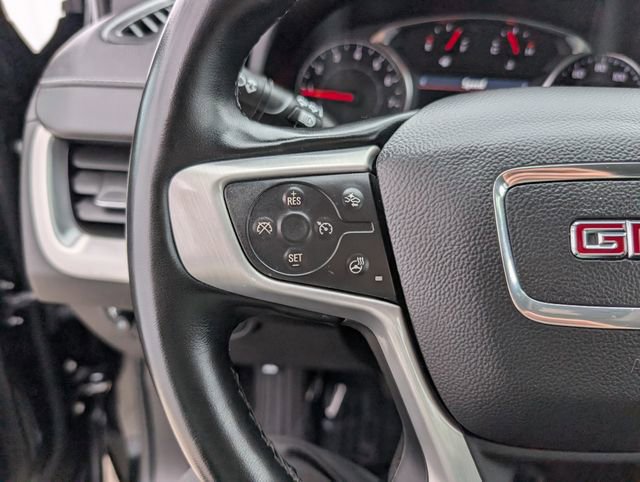 Used 2024 GMC Terrain SLT image 10