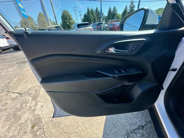 Used 2024 Chevrolet Trax LT w/ Driver Confidence Package FWD image 24