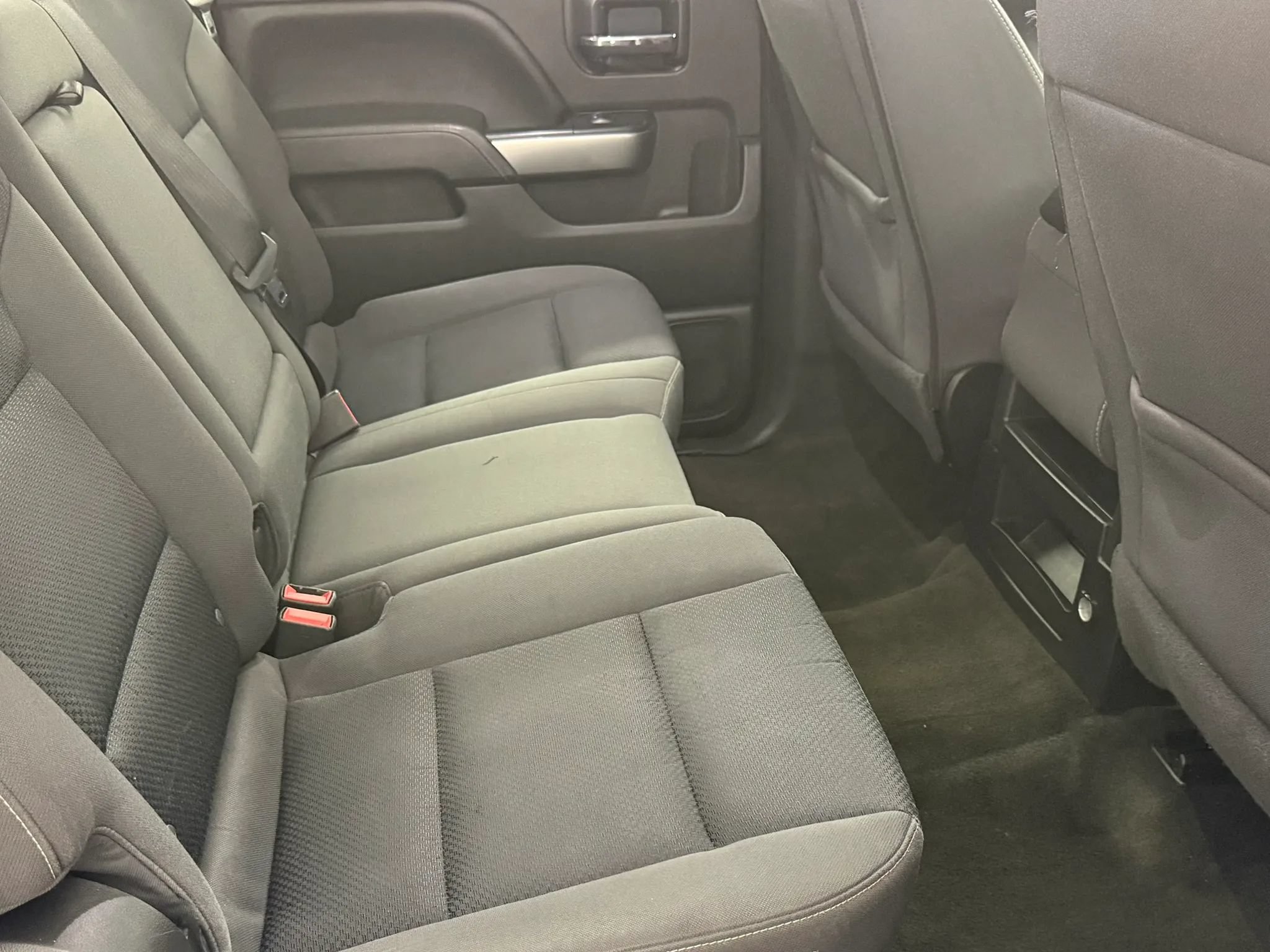 Used 2018 Chevrolet Silverado 1500 LT AWD/4WD image 21