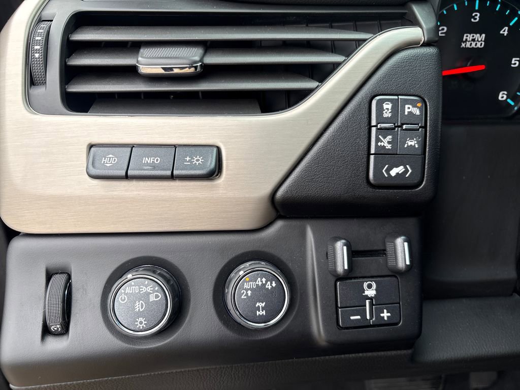 Used 2019 GMC Yukon Denali w/ Denali Ultimate Package image 21