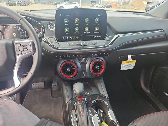 Used 2025 Chevrolet Blazer RS w/ Driver Confidence II Package image 18