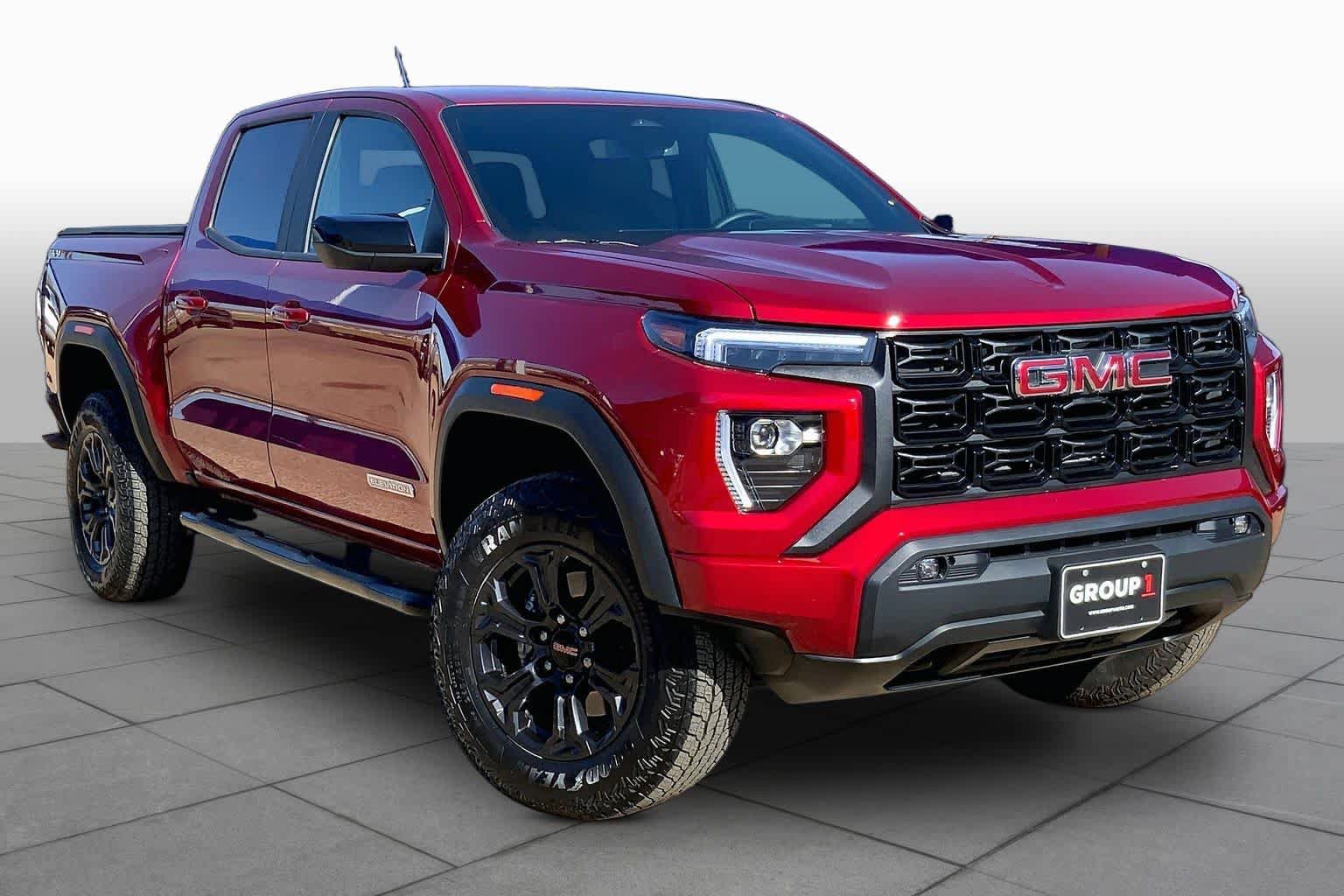 Used 2025 GMC Canyon Elevation w/ Convenience Package AWD/4WD image 3