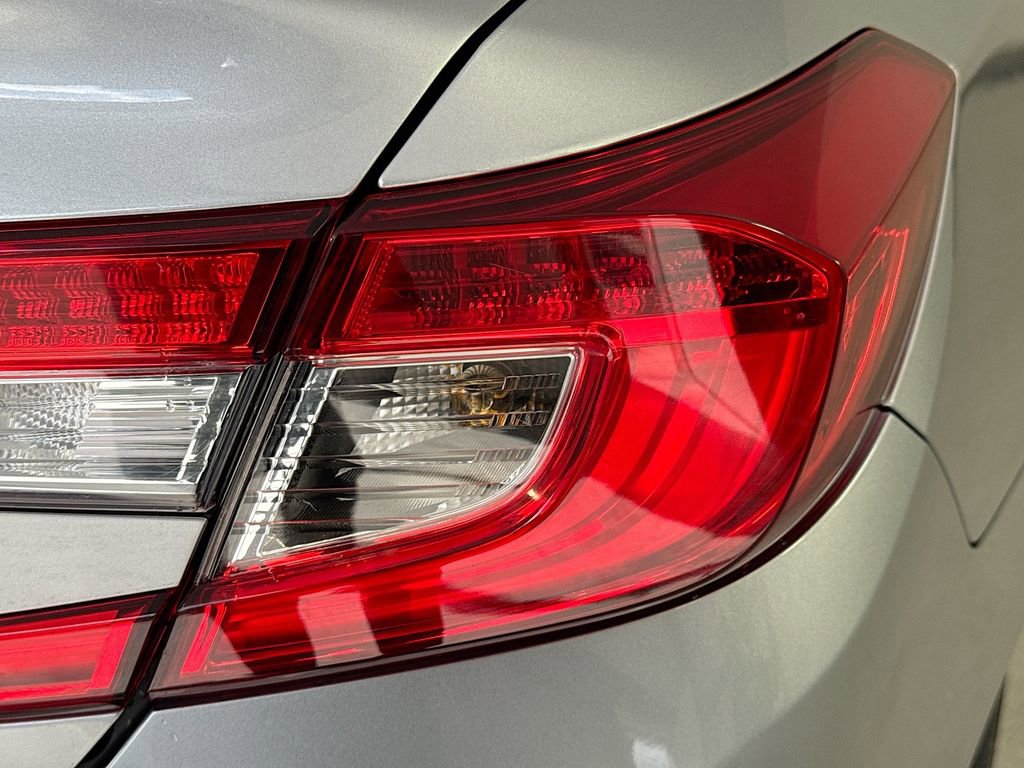 Used 2021 Honda Accord Sport image 30