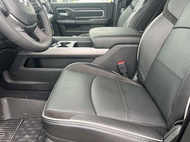 New 2026 RAM 2500 Laramie AWD/4WD image 23
