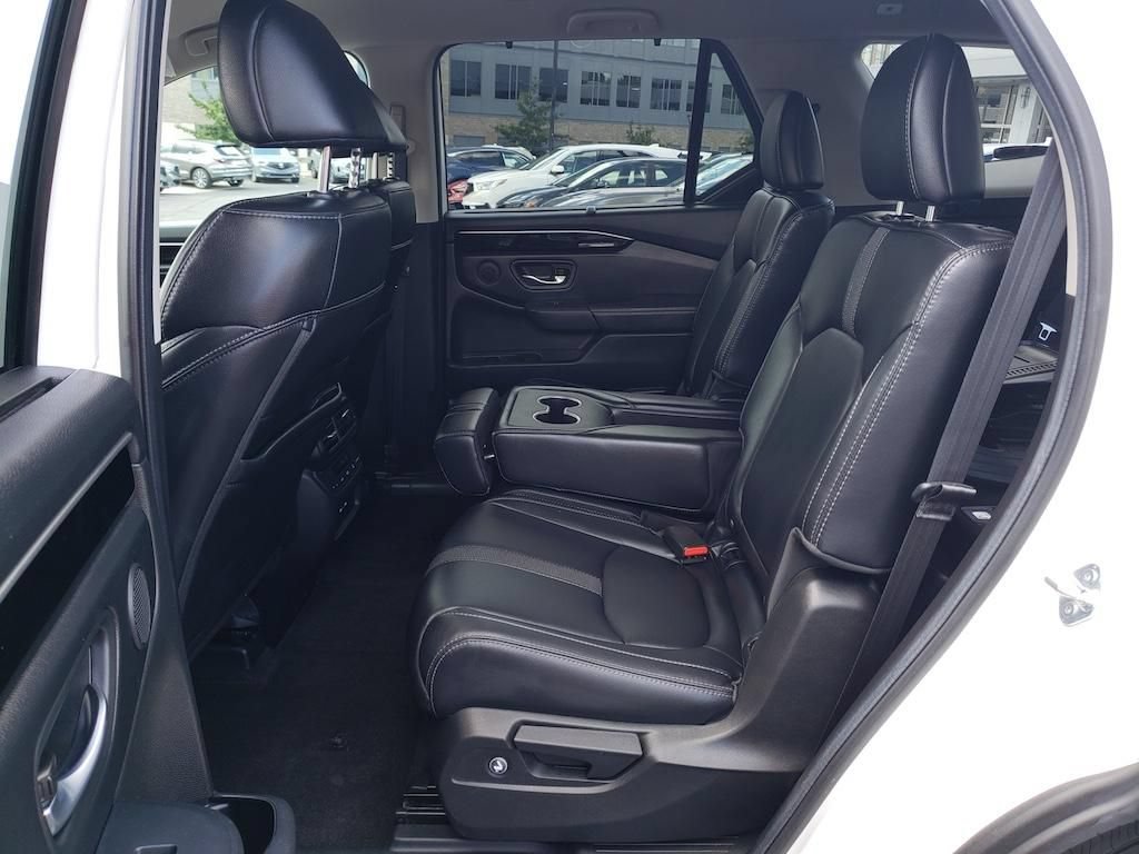 Used 2025 Honda Pilot EX-L image 30