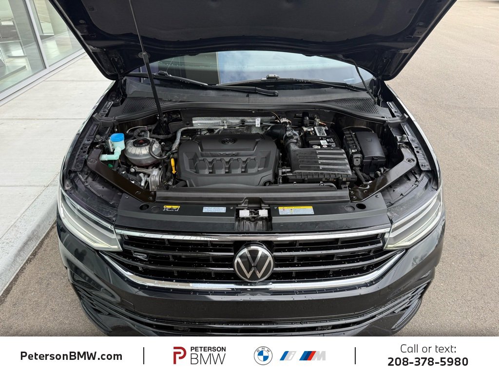 Used 2023 Volkswagen Tiguan SE R-Line image 8