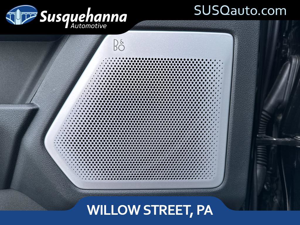 Used 2025 Ford F250 Platinum w/ FX4 Off-Road Package image 28