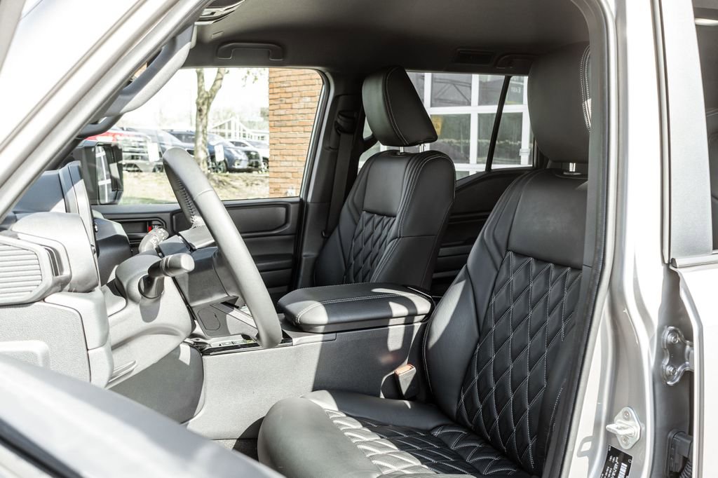 Used 2025 Toyota Land Cruiser 1958 image 6