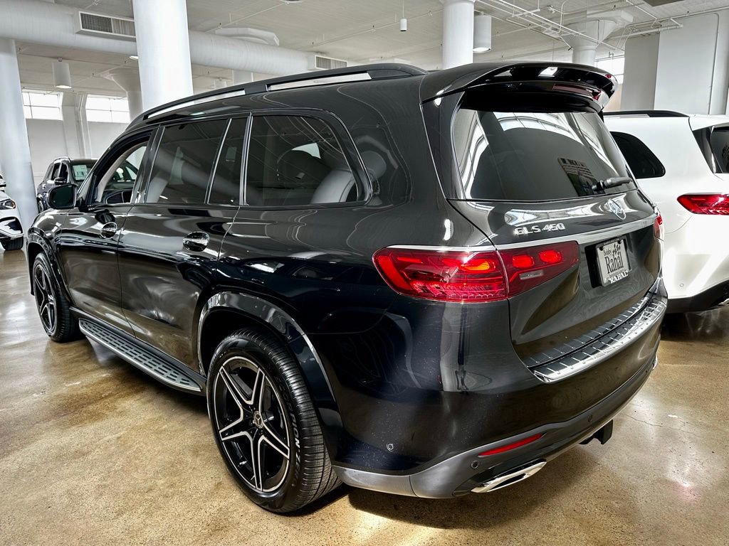 New 2026 Mercedes-Benz GLS 450 4MATIC image 9