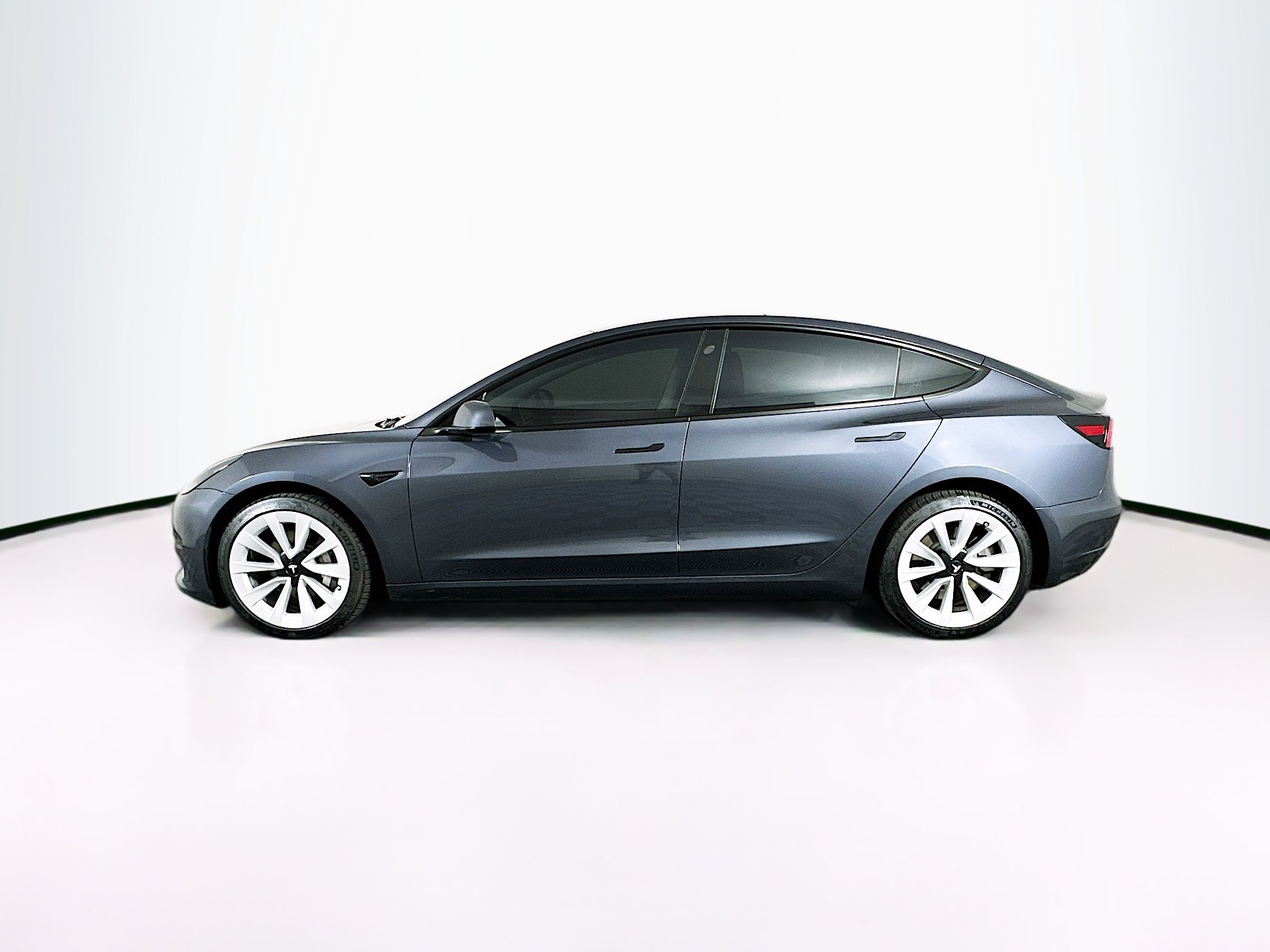 Used 2023 Tesla Model 3 Long Range AWD/4WD image 4