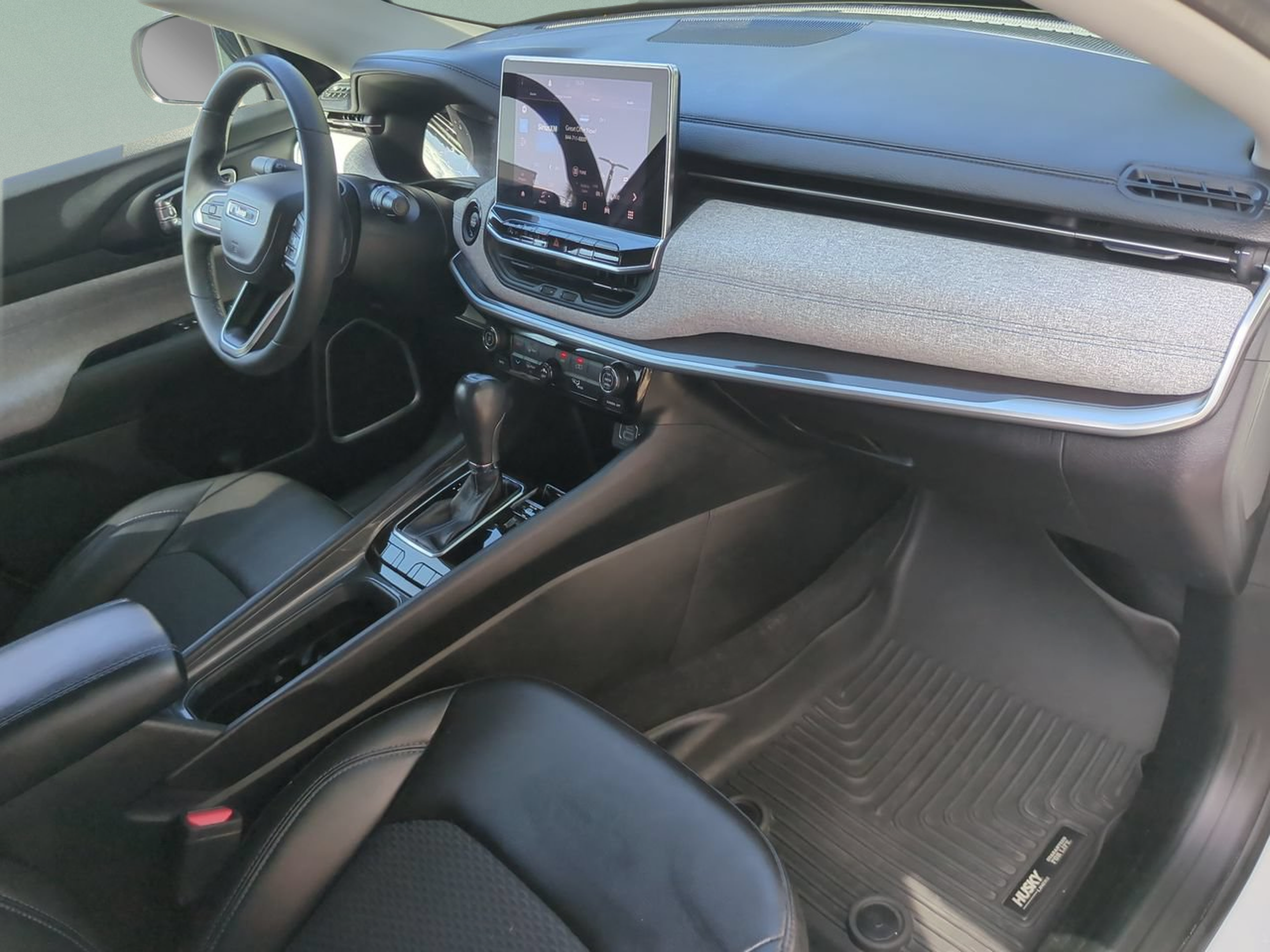 Used 2022 Jeep Compass Latitude FWD image 20