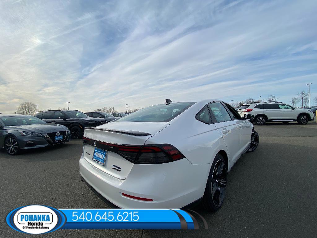 New 2026 Honda Accord Hybrid Sport-L image 8